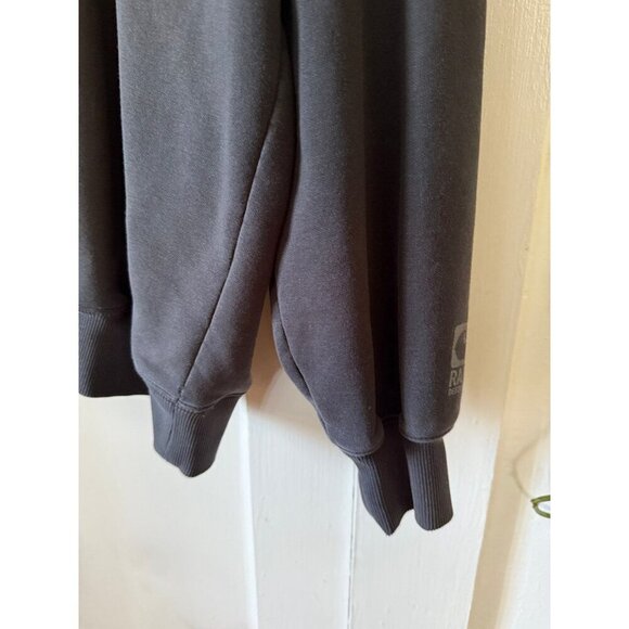 Carhart men’s size large original fit sweater - Picture 3 of 10